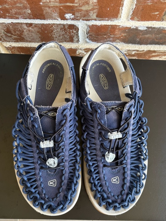 KEEN Uneek Sandals Navy Bungee Hiking Sport Waterproof Water Shoes Size 9 main image 8